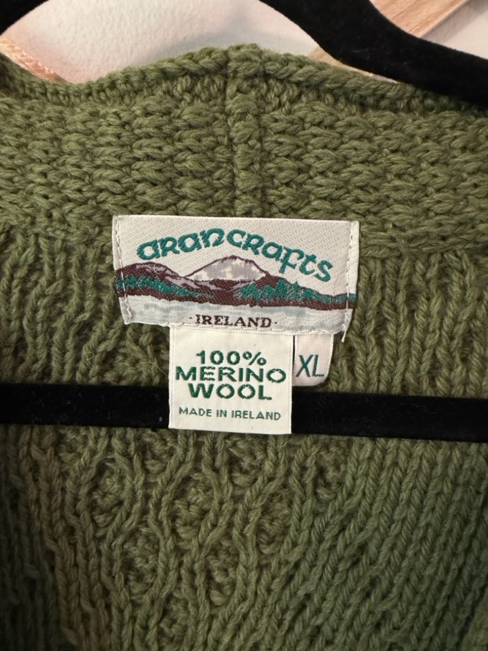 Aran Crafts Boyfriend Cardigan Sweater XL Green 100% Merino Wool Made in Ireland - Picture 2 of 7